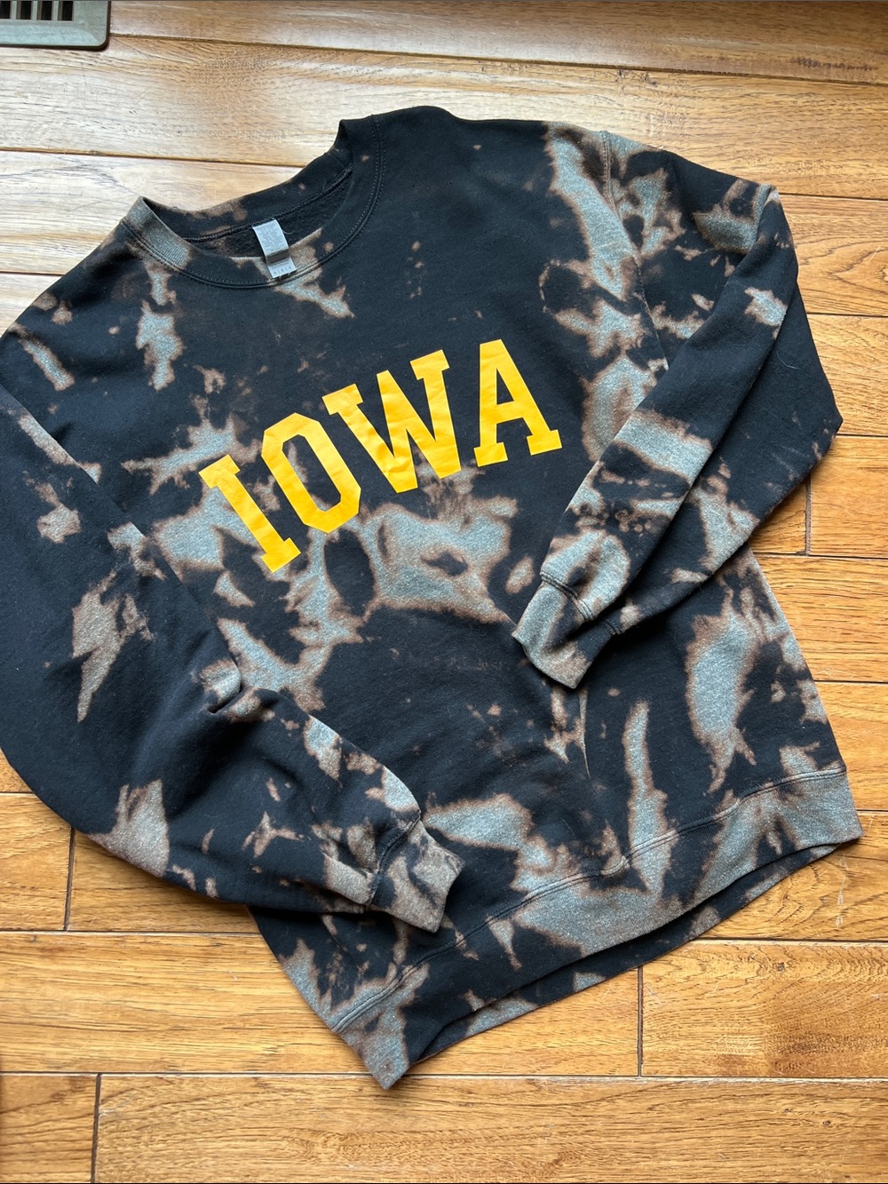 Iowa Tie-Dye Crewneck Sweatshirt - Black & Brown